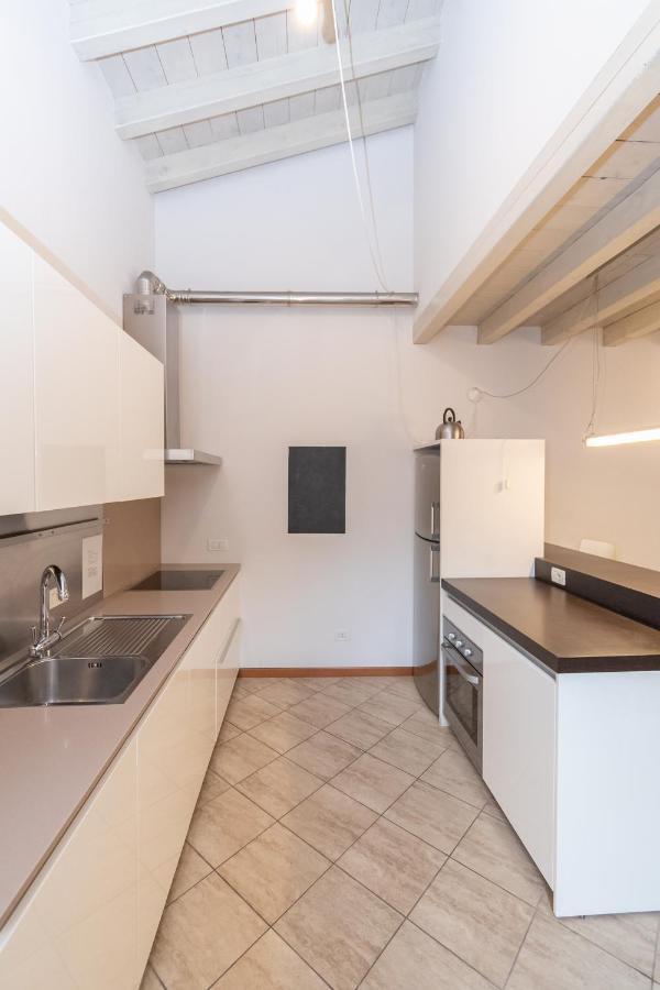 Trilocale Rua Sovera 85 - F&L Aparment Brescia Exteriér fotografie