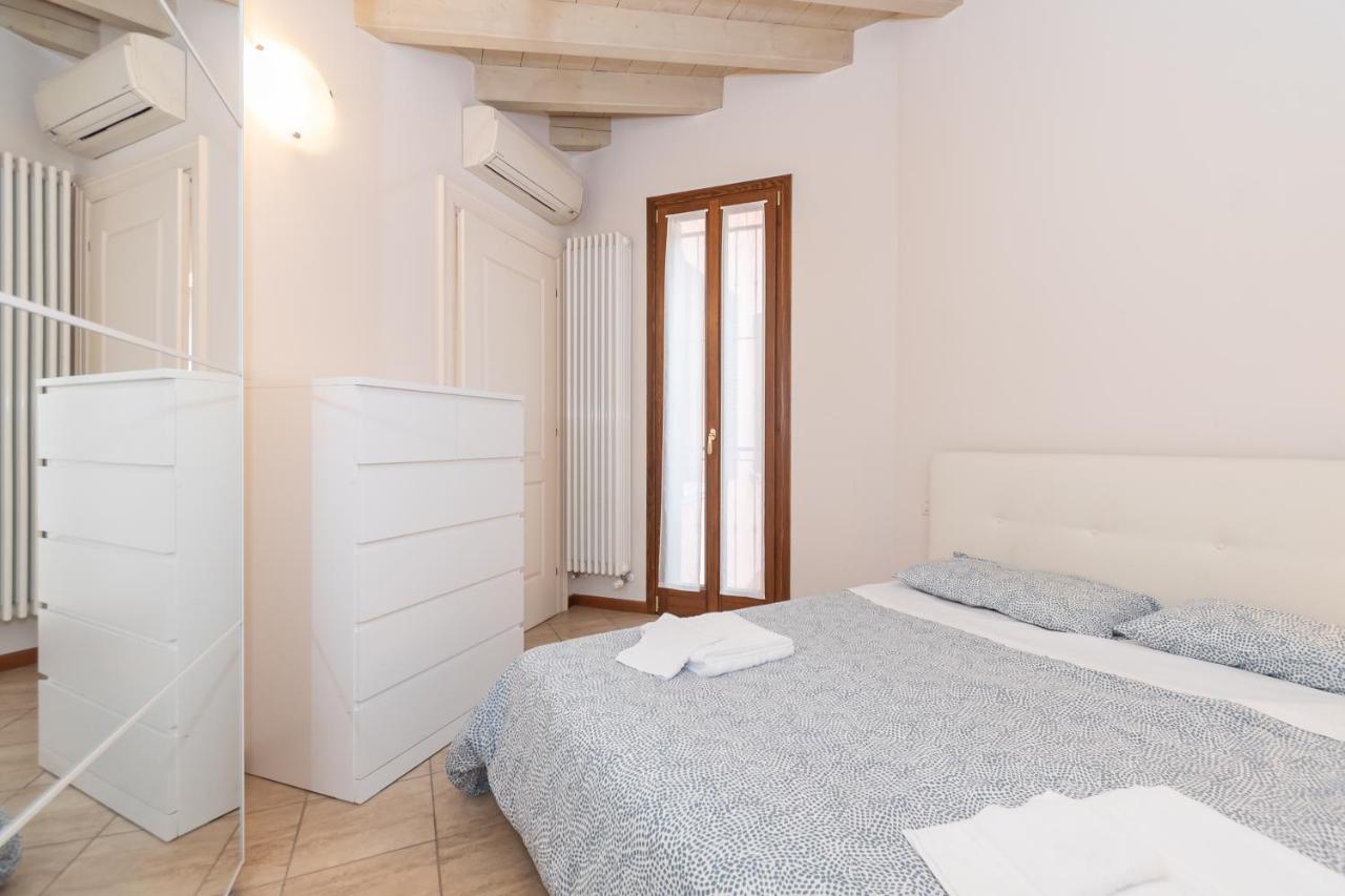 Trilocale Rua Sovera 85 - F&L Aparment Brescia Exteriér fotografie